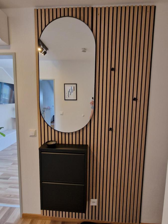 C4S Come4Stay Altoetting - 3-Zi Whg I Zentrale Lage I Parkplatz I Balkon I Wifi I Smarttv I 1 Kingsize, 1 Queensize Bett I Office Arbeitsplatz I Wohnbereich Mit Couch Und Essbereich I Voll Ausgestattete Kueche I Nespresso ภายนอก รูปภาพ